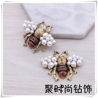 In 2020 Europe and the United States restore ancient ways corsage oversize stereo bee water drill pearl pin lovely new brooch