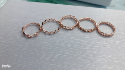 Rose gold ring set with ring payment