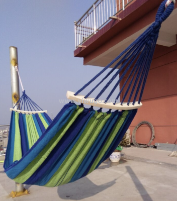 Single 80cm Hammock with Wooden Stick Wholesale Outdoor Leisure Canvas Hammock in Stock Wholesale