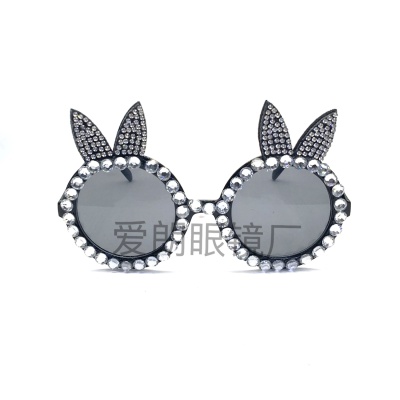 Decorative plastic masquerade party round sticky diamond butterfly shaped glasses sell well across the border