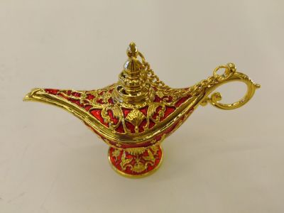 Metal Aladdin Lamp Decoration