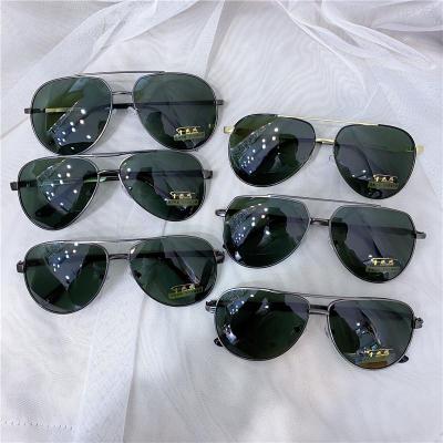 Sunglasses men classic hipster polarizer sunglasses anti - ultraviolet glasses manufacturers directly batch good quality