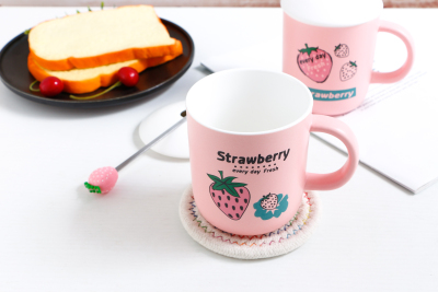 Ceramic Mug with Cover Spoon Cute Creative Strawberry Coffee Cup Super Cute Girls' Home Breakfast Cup