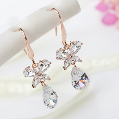 New Korean Style Popular Ornament Fashion Rhinestone Bow Earrings Cute Simple Gold-Plated Stud Earring Generous Earrings