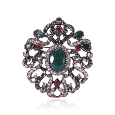 Europe and the United States restore ancient ways water to drill the gem brooch vogue contracted 100 collocation is acted the role of corsage pendant dual - use coat to act the role of the spot