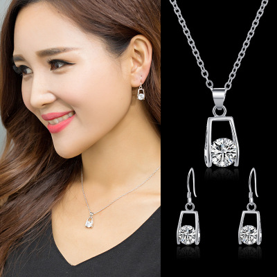 Korean Popular Trinkets Korean Elegant Accessories Women's Rhinestone Necklace Three-Piece Earrings Set Custom Wholesale