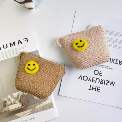 Qiu Shuo the original children straw plait Slanting Cross Bag zero Purse wool felt smiling Face Accessories