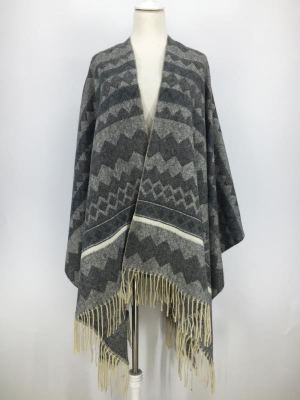 European and American fashion geometric warm shawl scarf 130*155