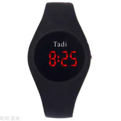 Manufacturers direct sale of hot selling new fashion ladies electronic watches lazy students watch a female generation