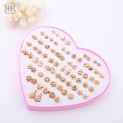 Korean simple heart box electroplating point drill jewelry stud custom two yuan shop 36 pairs of box stud spot