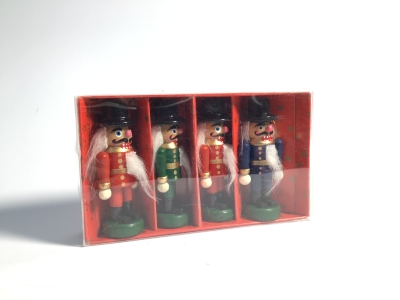 Christmas present the nutcracker the nutcracker a set of four small children's room decorations in mixed colours