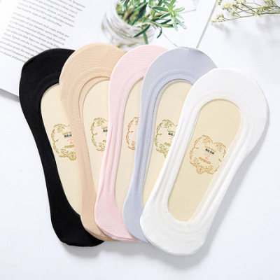 Spring and summer hot style ice silk ship socks ultra-thin shallow mouth a piece of invisible ship socks full circle silicone foot glue anti-slip