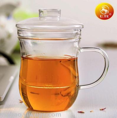 Glass filtered tea cup with lid
