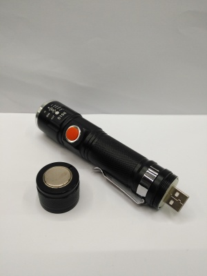 New aluminum flashlight, USB flashlight, rechargeable flashlight, outdoor light,