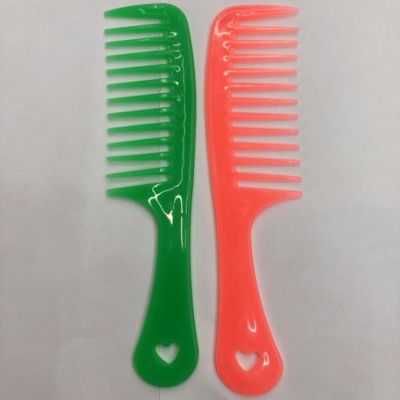 The factory sells The big knife comb big wave curly hair special comb big tooth comb makeup hair comb