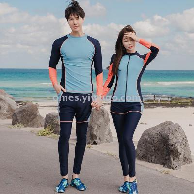 Matching swimsuits a couple of five-piece long sleeve pants for men and women can be an oversized dive surf suit