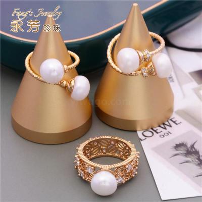 South Korean fashion personality high color pearl rings a small number of light Luxury diamond rings Europe and the United States Creative decorative decorative rings at hand