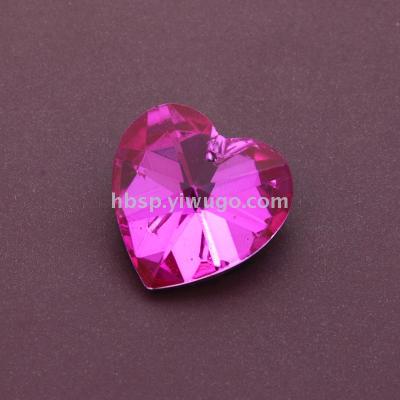 Hengbo crystal spot supply angular grid heart-shaped crystal glass pendants in various colors and styles