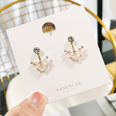 The S925 silver Needle a pair of fairy to wear Japanese and Korean Ins super fairy fresh flower Earrings female three-dimensional petals