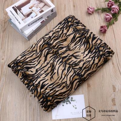 Polyester Warp Knitted Material Thickening Print Pattern Short Plush Fabric Brush Strip Bristle Tiger Print Leopard Pattern Fabric