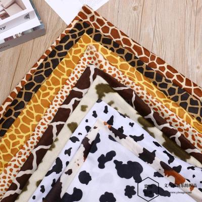 Animal Print Pattern Short Plush Fabric with Various Colors and Styles Cathouse Doghouse Pet Bed Performance Wear Materials