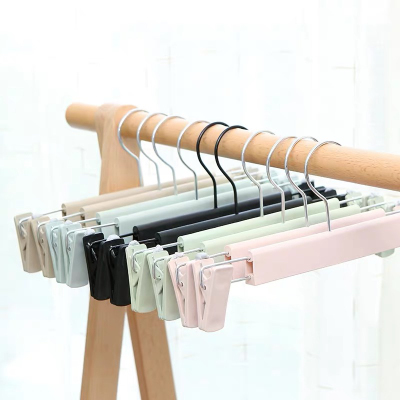 Factory Direct Sales New Longhua Color Adult Pant Rack Plastic Trousers Rack Pant Rack/Adult Plastic Trousers Rack Pant Rack