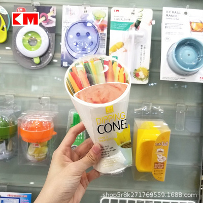 NSH 6043 western fries salad cup chicken nuggets chicken rice flower snack cup with sauce compartment