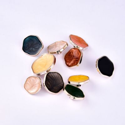 Factory Direct Sales Resin Button Women's Suit Button Dark Eye Color Women's Sweater Button Coat Oil Button