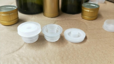 Plastic Inner Plug Oil Bottle Sealing Cap Leak Proof Lid