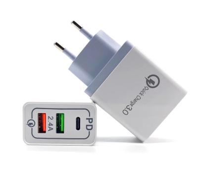 QC3.0 Quick Charge PD3 USB Charger Type-C 18W Quick Charger Multi-Port Adapter
