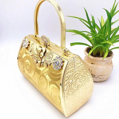 Metal vintage Rose handbag dinner bag Princess bag entertainment club work bag large capacity can hold cosmetics