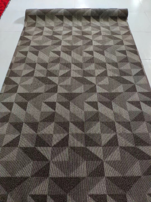The environmental protection office is covered with carpet. It is easy to install 2 meters wide and 15 meters long.
