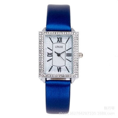 The New Lady Full Star diamond- Encrusted, watchband Student Watch fashion Fashion Roman Square Classic Watch