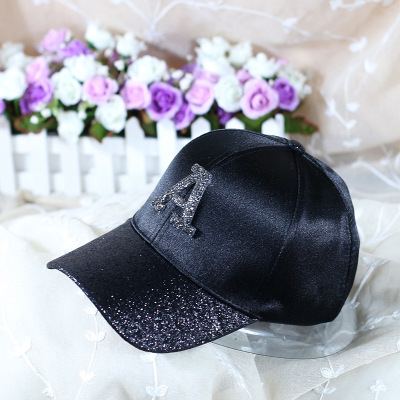 Spring and autumn fashion day is a soft top sunshade baseball cap Chic woman Street Photography sequined letters set with diamond cap