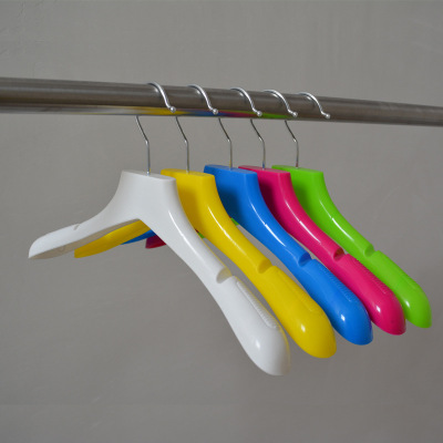 Color Children's Plastic clothes Rack non-slip with Groove children's clothing shop manufacturers wholesale
