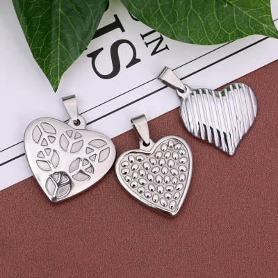 Stainless Steel Jewelry Pendant Accessories Personalized Heart Shape with Diamond Pendant Handmade Material Bracelet Necklace Pendant Accessories