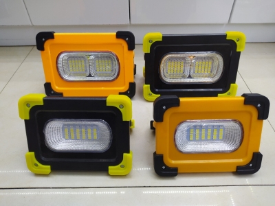 Solar Lighting Solar Portable Flood Light Emergency Light Warning Light Power Bank Function