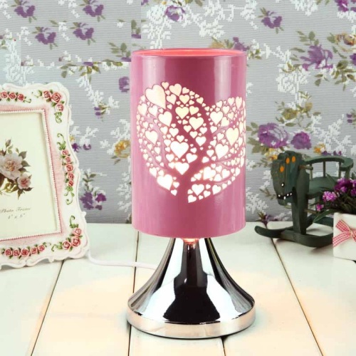 foreign trade exclusive creative heart-shaped pattern iron art fragrance lamp romantic sentiment small night lamp craft ornaments