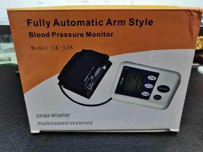 Electronic Sphygmomanometer Arm High Precision blood pressure meter Home Automatic pressure meter