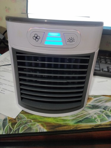 020 New Cylindrical Mini Air Cooler Desktop Cooling Fan Portable Air Conditioner Air Cooler Cooling Fan 