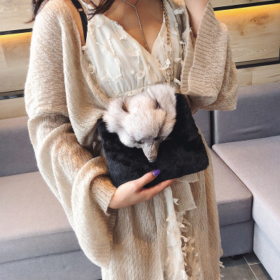 2018 Autumn And Winter Fox Fur Wool Bag Female European And American Fashion Cool Plush Envelope Package Chain Shoulder Messenger Bag