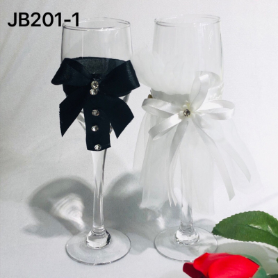 Wedding dress wine glass Bride and groom diamond Wedding dress champagne on glass fashion goblet Wedding supplies gift