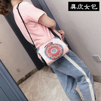 2020 New ONE-shoulder bag, Decorated Cross Bag, Integrated Leather Bag, Color printing, Ethnic style bag, Women can be customized