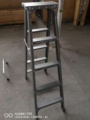 Collapsible aluminum alloy engineering hermitage ladder extension ladder