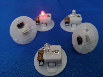 Luminous Electronic Crafts Toy Luminous Base, Ye Deng