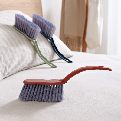 D05-893 Creative Household Multi-Functional Bed Brush Hanging Long Handle Dust Brush Bed Brush Cleaning Brush