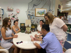 Yiwu attracts foreign merchants with improved services