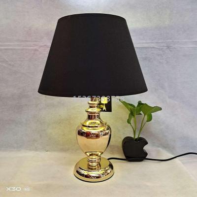 The Nordic contracted Decorates Wrought iron desk lamp