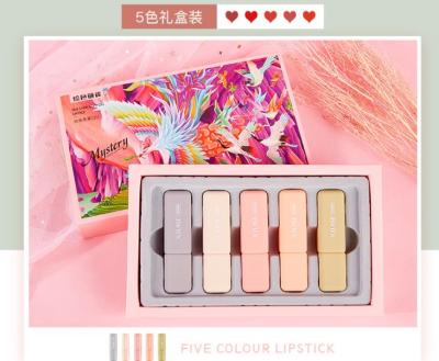 Xiuse 5607 Silk Soft Mist 5 Pieces Lipstick Kit + Matte Finish Do Not Pull Dry + Color Smooth + Full