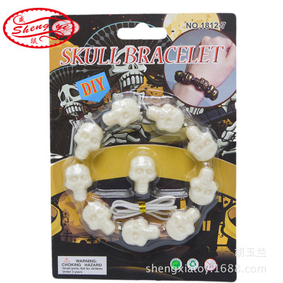 Halloween Props Plastic Non-Fading Punk Power Style Personalized Skull Hipster Bracelet Chamber Haunted House Toy